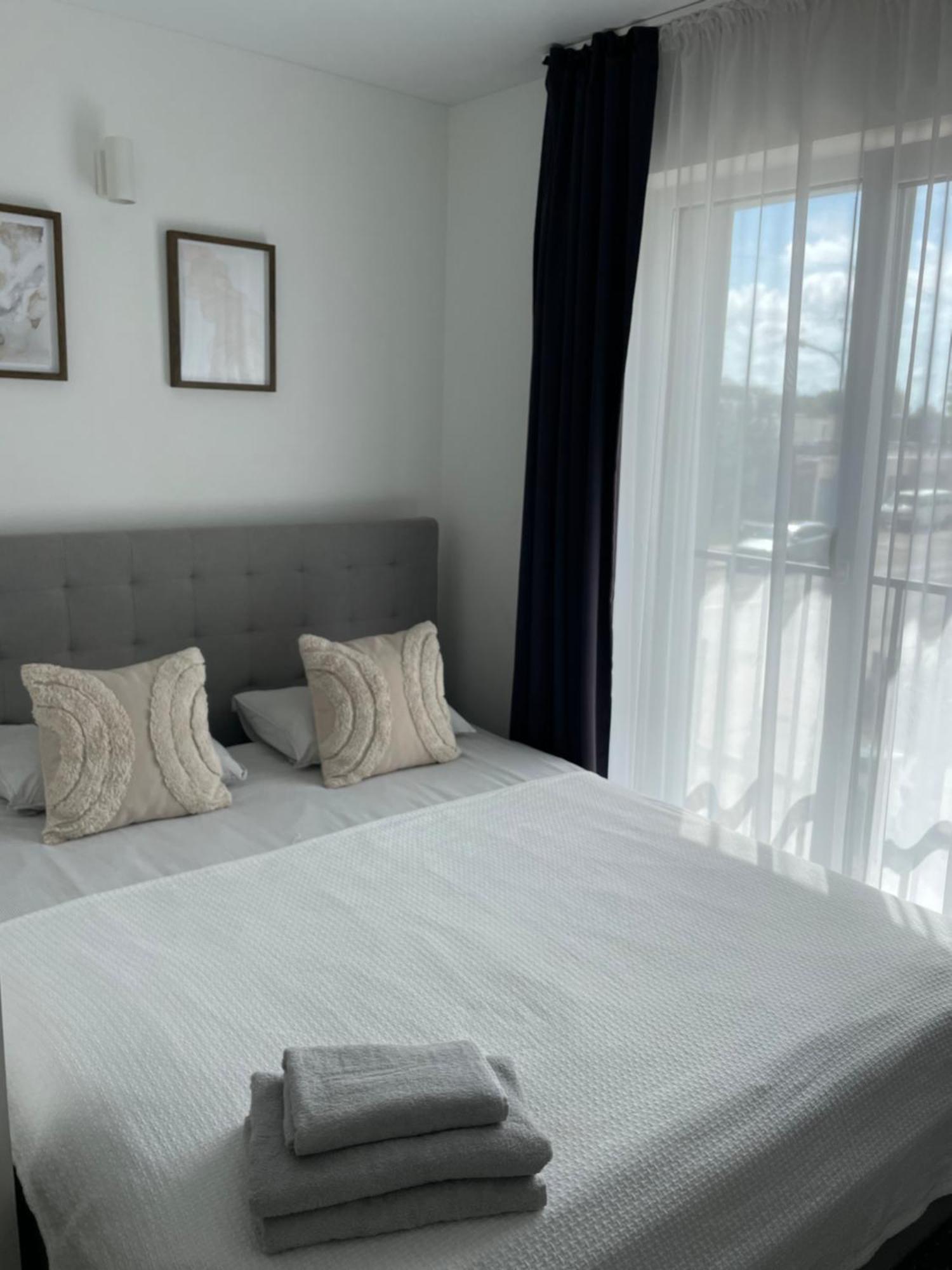 Izabeles Apartamentai Паланга Екстер'єр фото