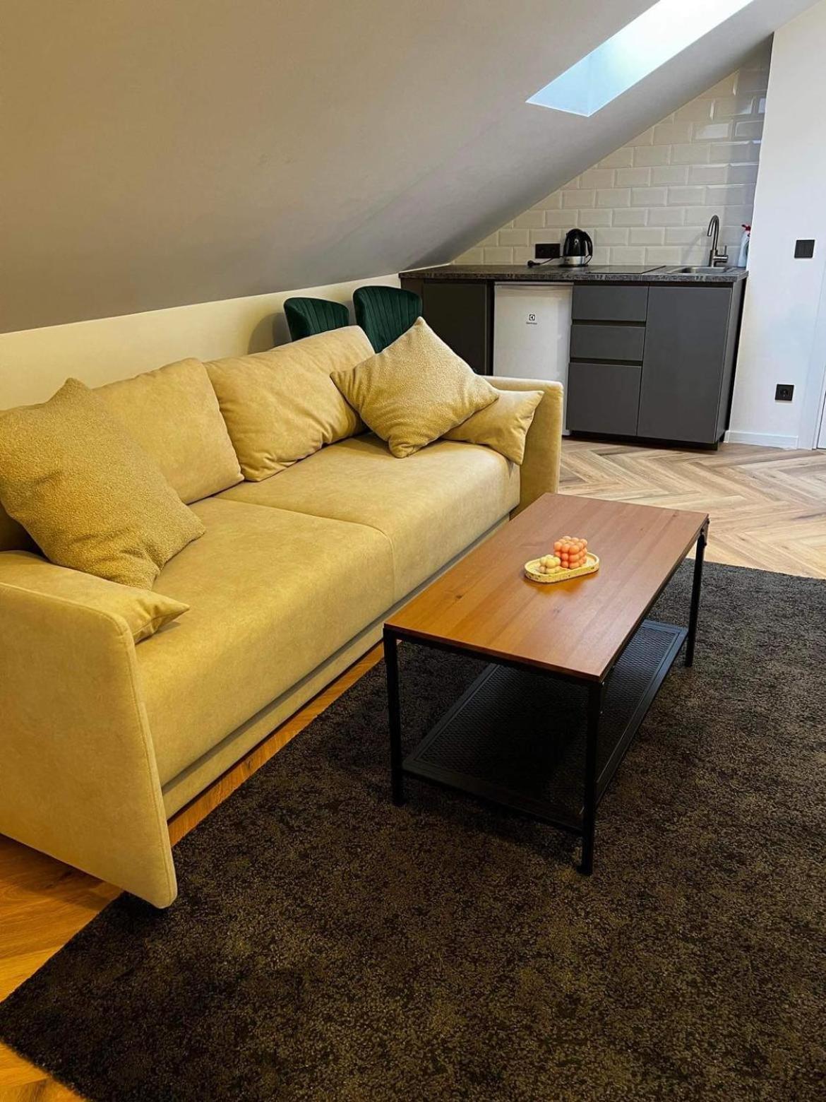 Izabeles Apartamentai Паланга Екстер'єр фото