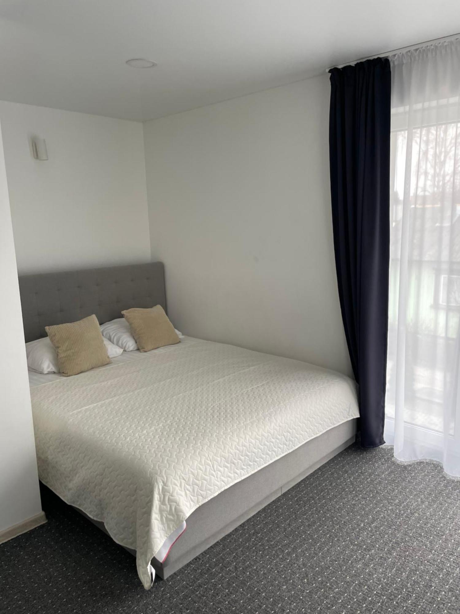 Izabeles Apartamentai Паланга Екстер'єр фото